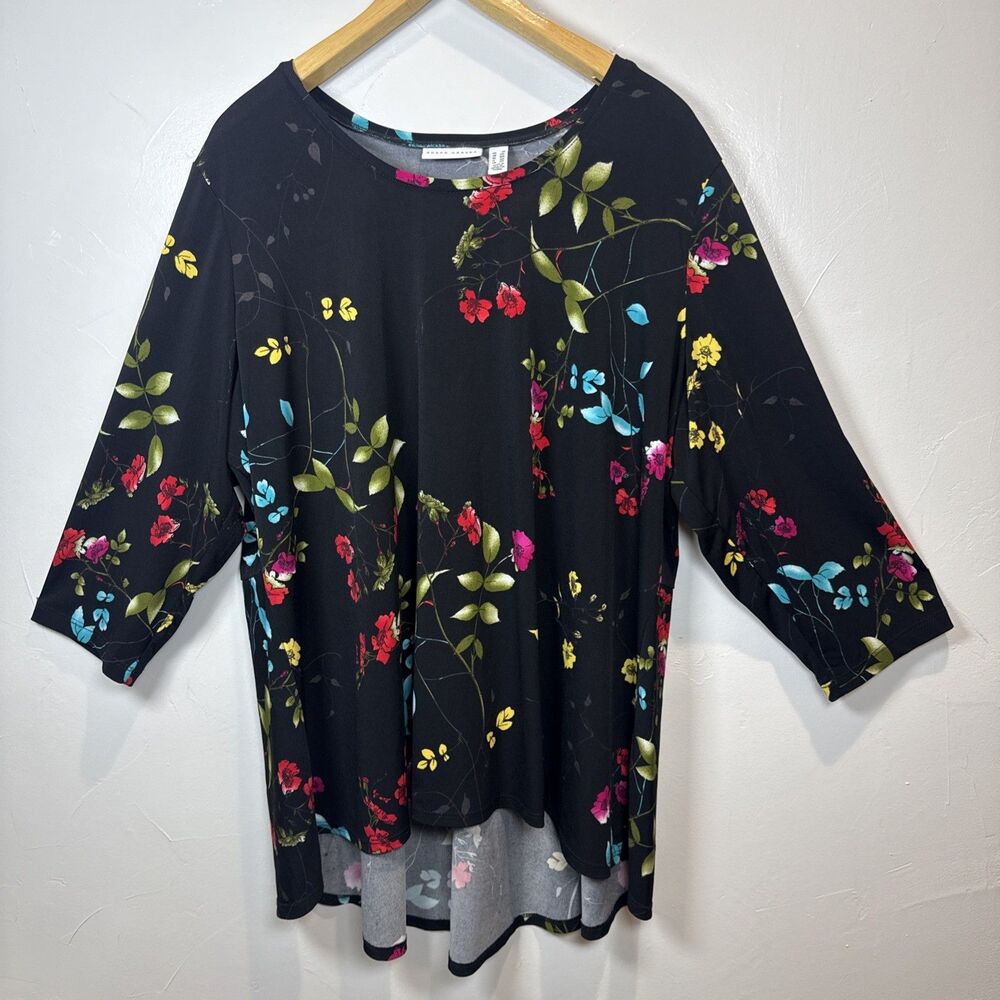 Susan Graver Black Top with Colorful Florals Size 2X Slinky Dark Romantic Goth